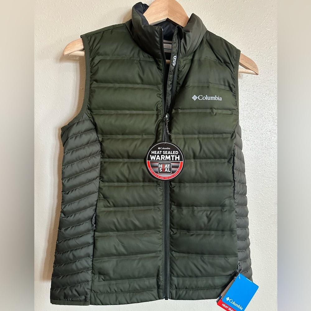 Columbia Woman’s Dark Olive Insulated Vest NWT